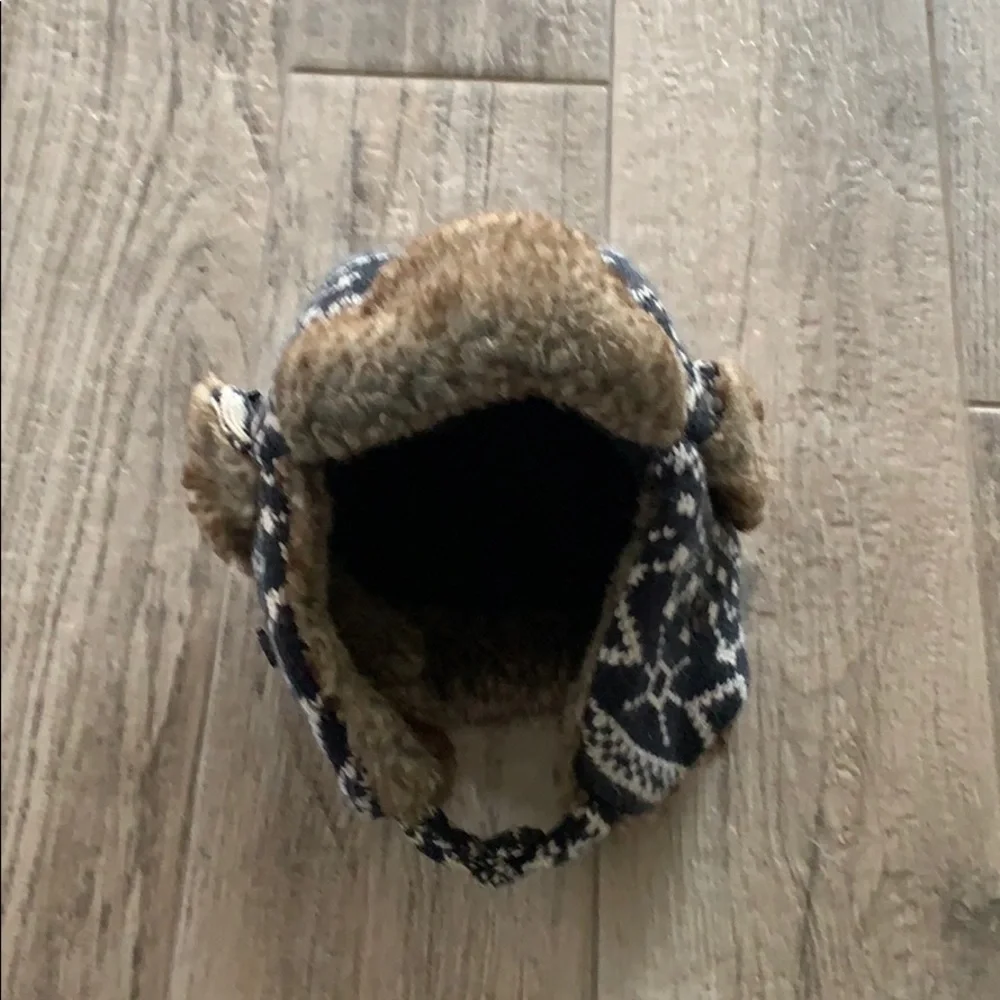 Bundle of 2 trapper hats, 2-3T